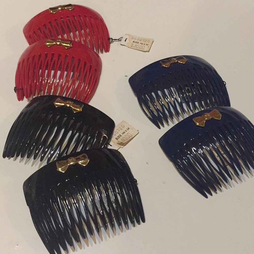 Handmade Vintage Nina Ricci French Haircomb 2 Pack